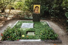 Cologne-Southern-Cemetery-Lihi-Laszlo-Sep-2022_25