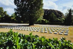 Cologne-Southern-Cemetery-Lihi-Laszlo-Sep-2022_55