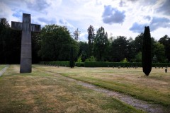 Cologne-Southern-Cemetery-Lihi-Laszlo-Sep-2022_88