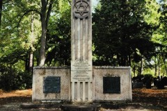 Jewish-cemetery-Bocklemund-Cologne_-Lihi-Laszlo-Sep-2022_21