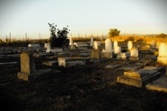 Karkur-old-cemetery-Lihi-Laszlo-2013_11